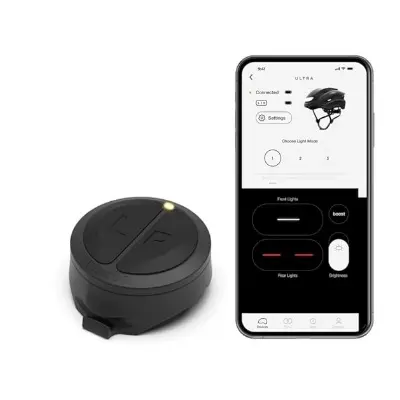 casco lumos ultra con bluetooph control remoto